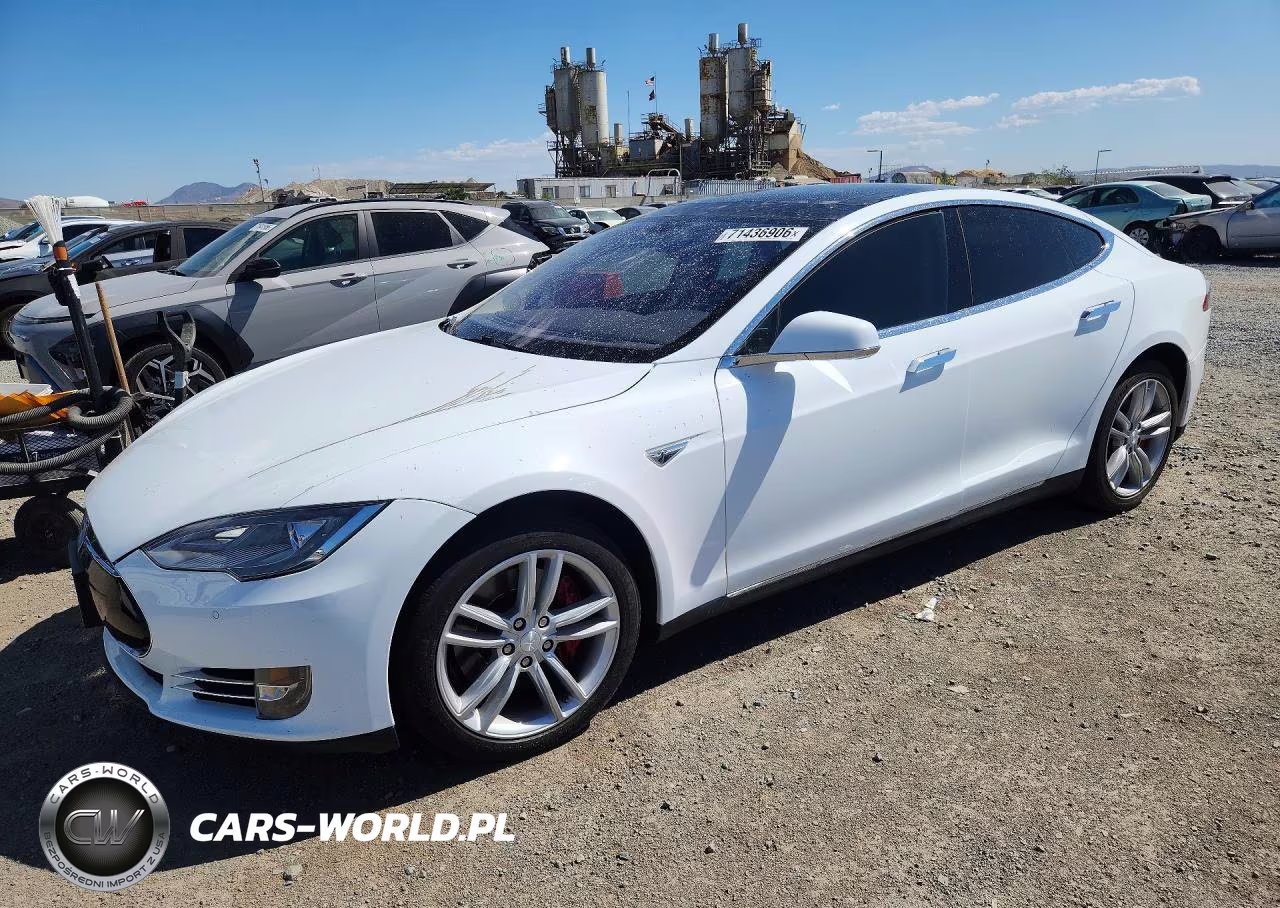 2014 Tesla Model S