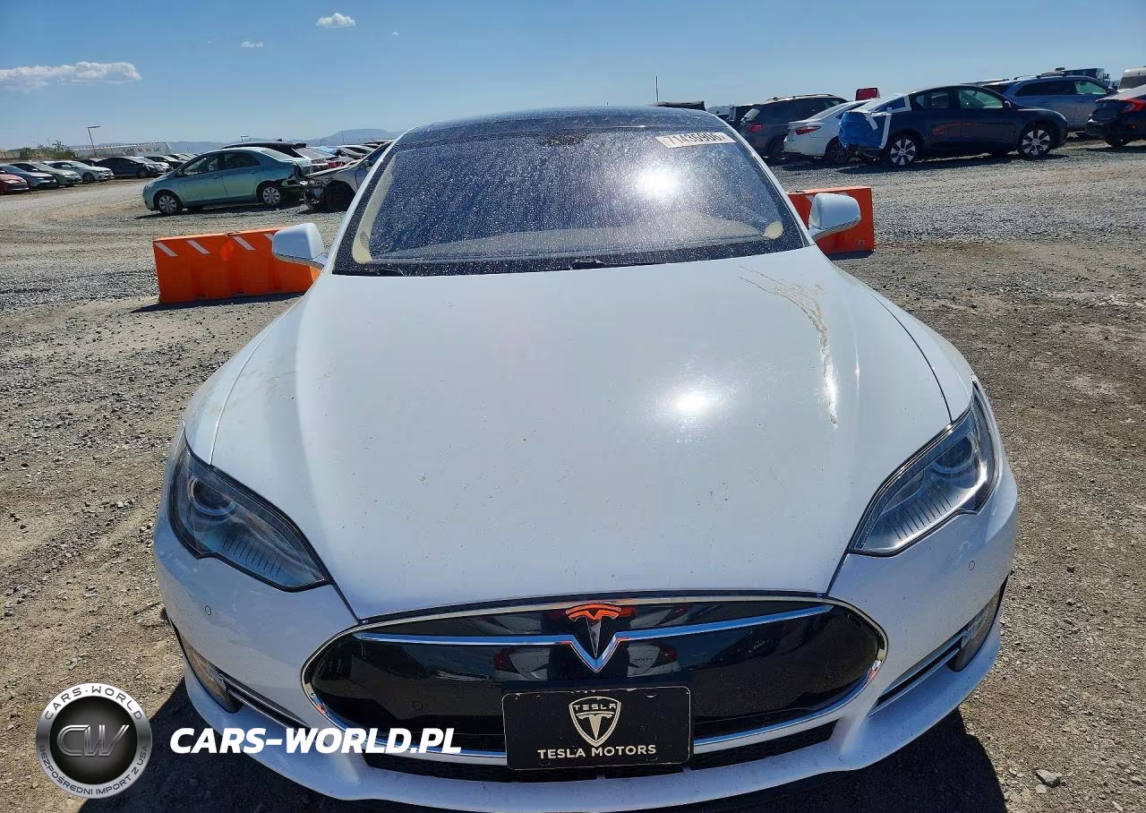 2014 Tesla Model S VIN:5YJSA1S11EFP47911 - 5