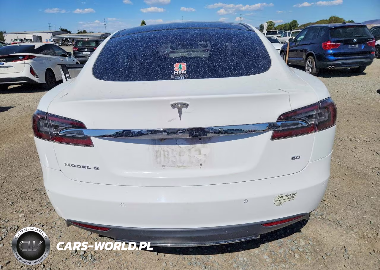 2014 Tesla Model S VIN:5YJSA1S11EFP47911 - 6