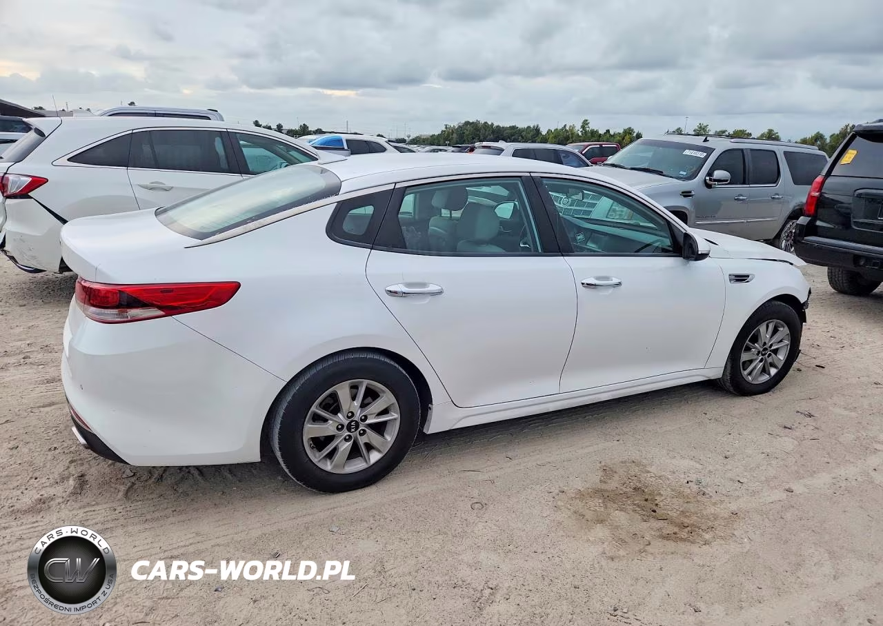 2018 Kia Optima Lx VIN:5XXGT4L31JG249782 - 3