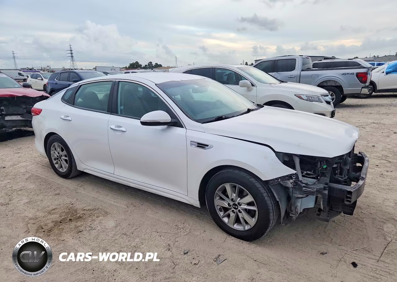 2018 Kia Optima Lx VIN:5XXGT4L31JG249782 - 4