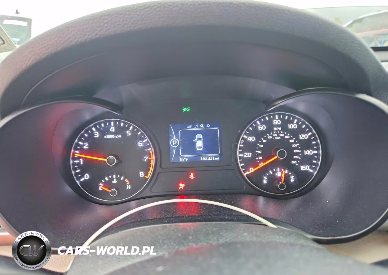 2018 Kia Optima Lx VIN:5XXGT4L31JG249782 - 9