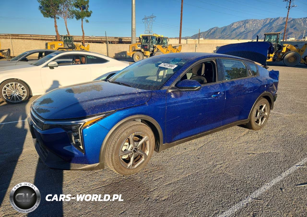 2025 Kia K4 Lxs VIN:3KPFT4DE0SE235149 - 1