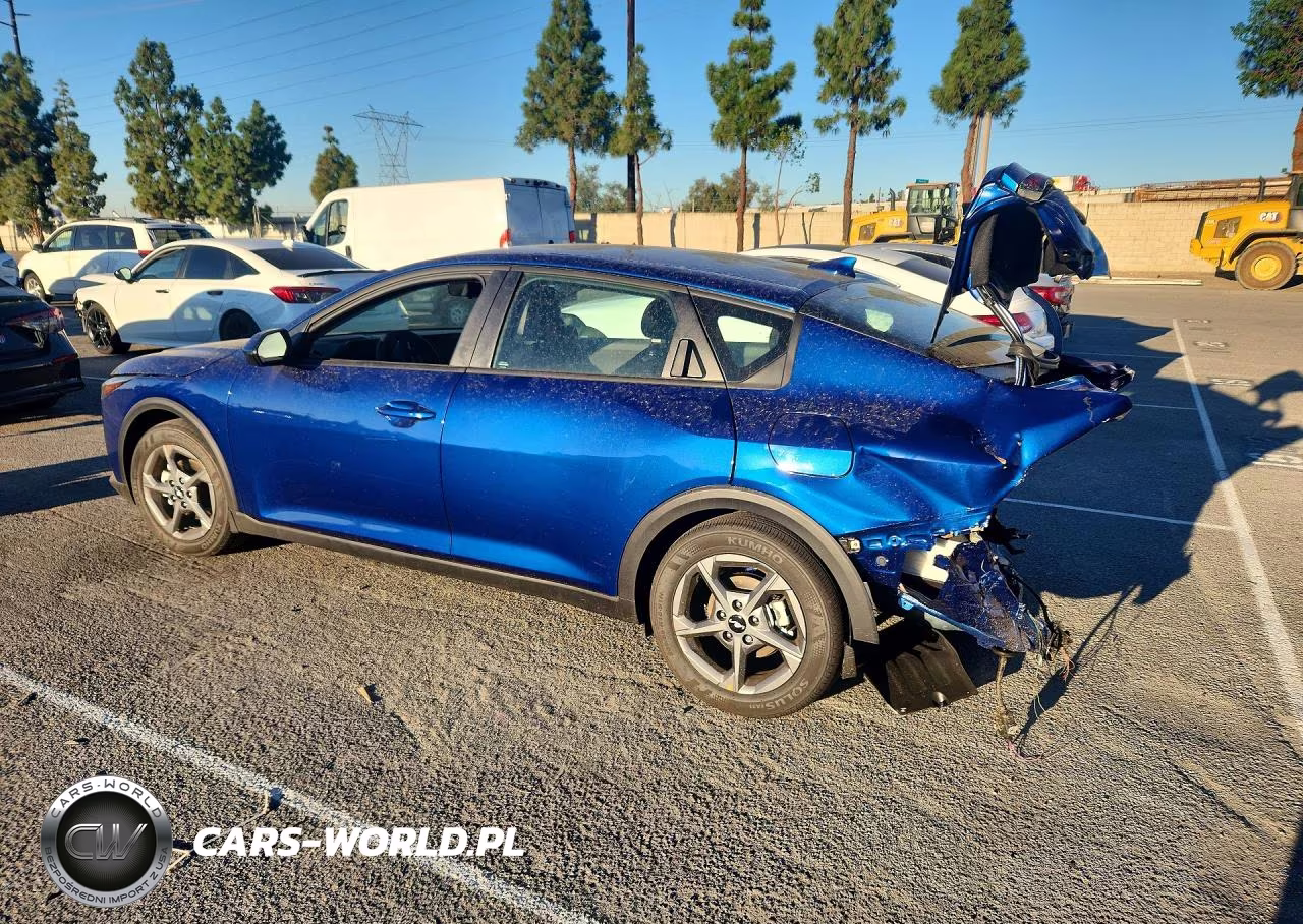 2025 Kia K4 Lxs VIN:3KPFT4DE0SE235149 - 2