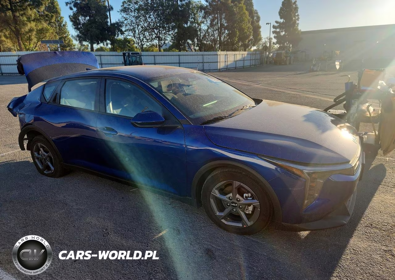 2025 Kia K4 Lxs VIN:3KPFT4DE0SE235149 - 4