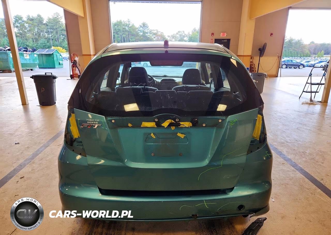 2012 Honda Fit VIN:JHMGE8H32CC014366 - 6