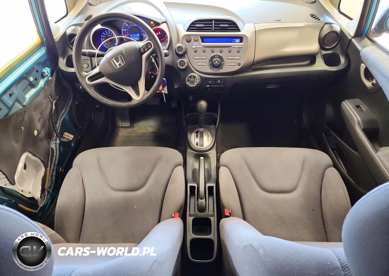 2012 Honda Fit VIN:JHMGE8H32CC014366 - 8