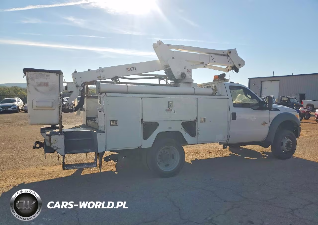 2015 Ford F550 Super Duty VIN:1FDUF5GT3FEA59645 - 3