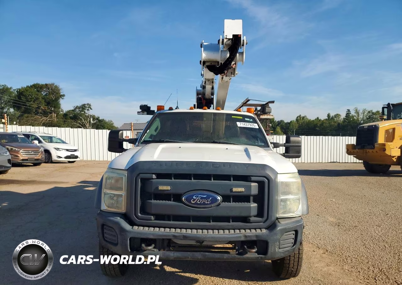 2015 Ford F550 Super Duty VIN:1FDUF5GT3FEA59645 - 5
