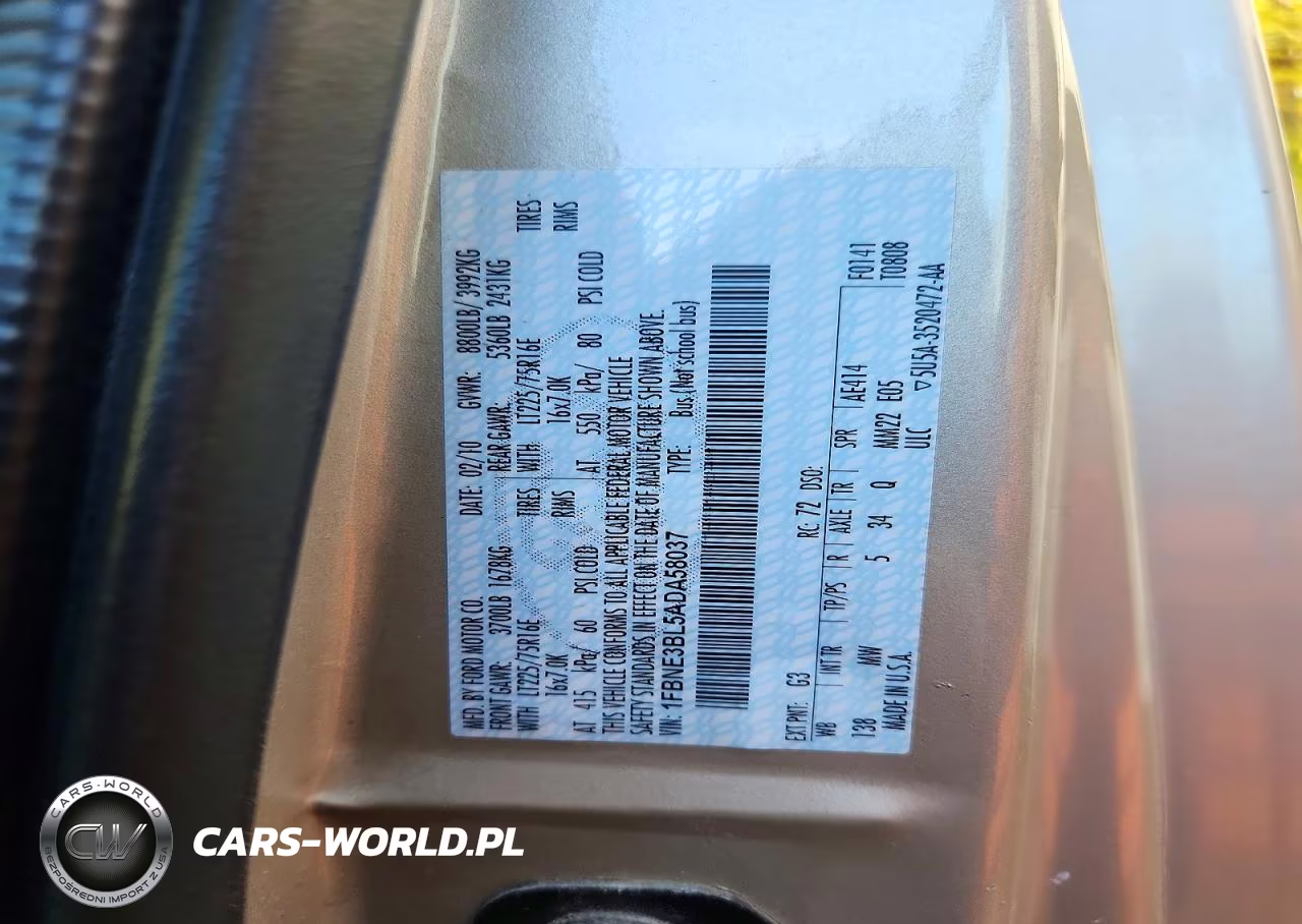 2010 Ford Econoline E350 Super Duty Wagon VIN:1FBNE3BL5ADA58037 - 12