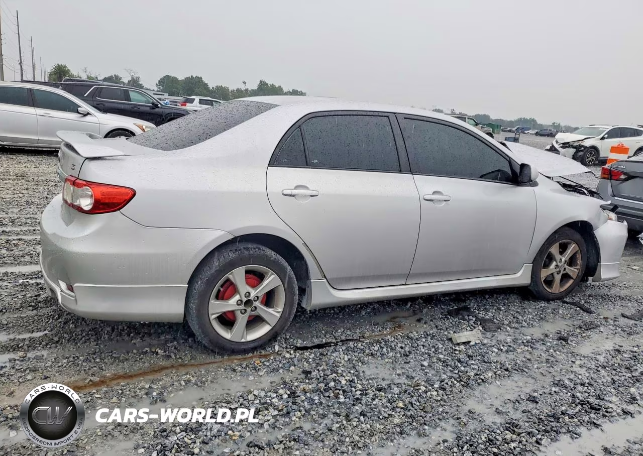 2012 Toyota Corolla S VIN:2T1BU4EE2CC872408 - 3