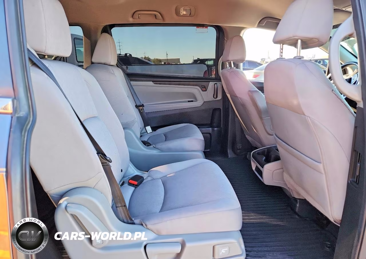 2018 Honda Odyssey Lx VIN:5FNRL6H29JB036098 - 11