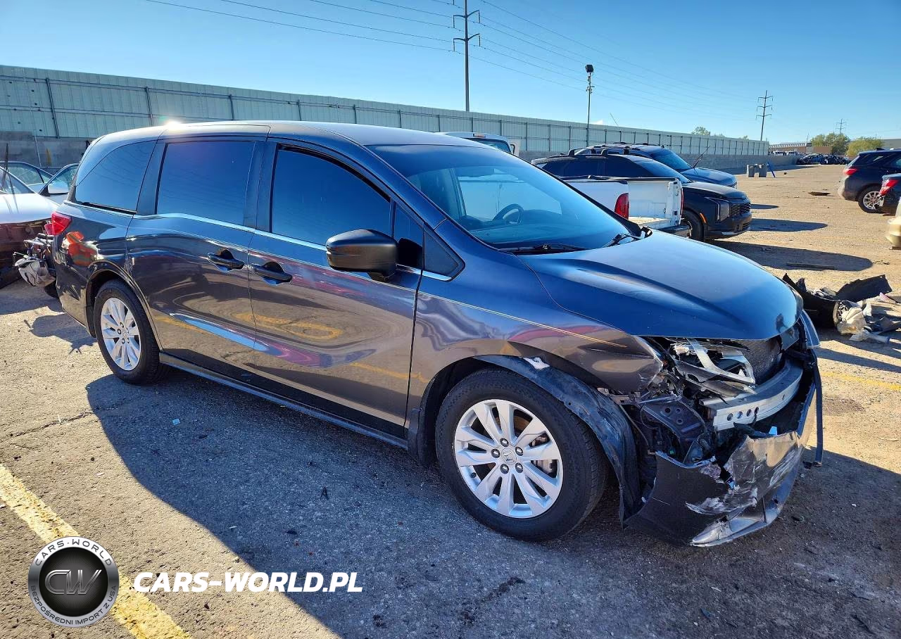 2018 Honda Odyssey Lx VIN:5FNRL6H29JB036098 - 4