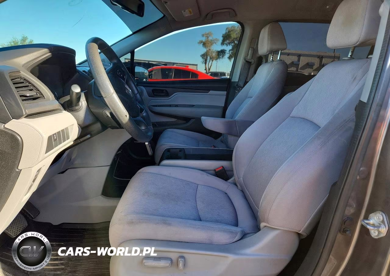 2018 Honda Odyssey Lx VIN:5FNRL6H29JB036098 - 7