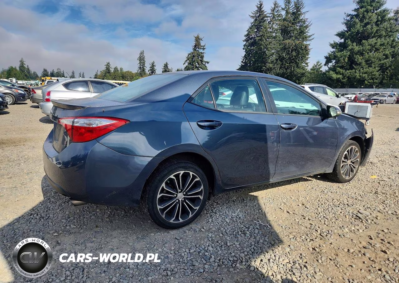 2015 Toyota Corolla S Plus VIN:2T1BURHE8FC360956 - 3