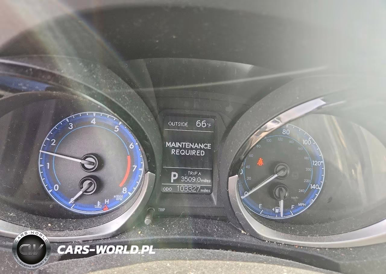 2015 Toyota Corolla S Plus VIN:2T1BURHE8FC360956 - 9