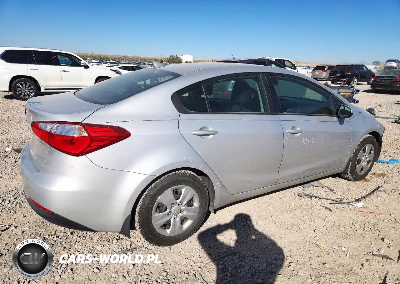 2016 Kia Forte Lx VIN:KNAFK4A66G5439468 - 3