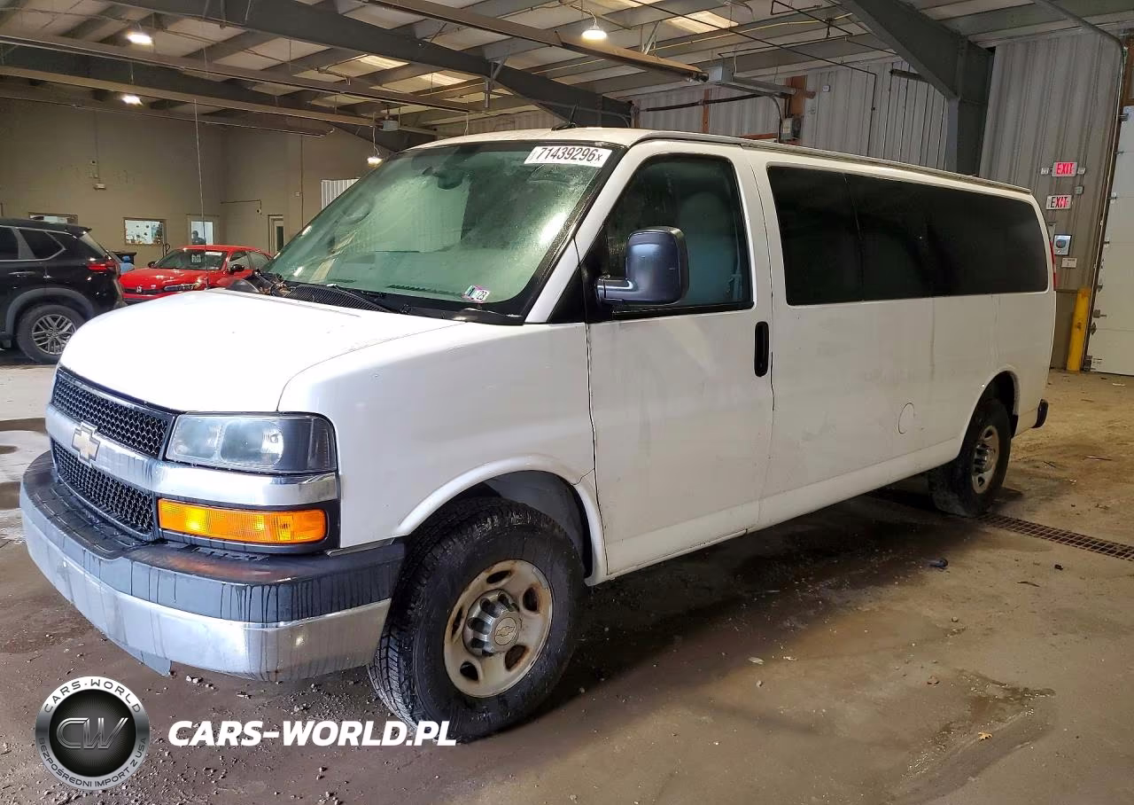2015 Chevrolet Express G3500 Lt VIN:1GAZG1FG8F1211441 - 1