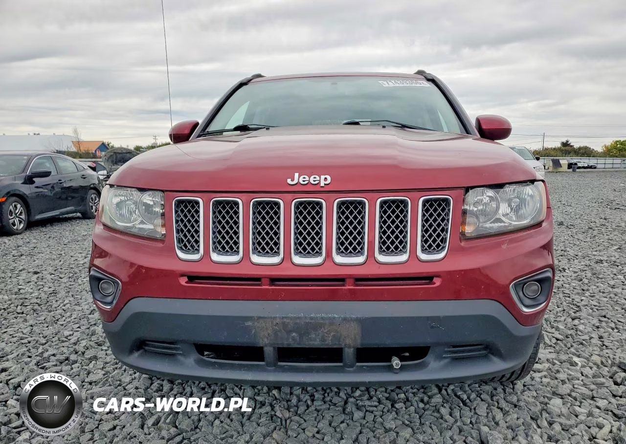 2016 Jeep Compass Latitude VIN:1C4NJDEB3GD731075 - 5