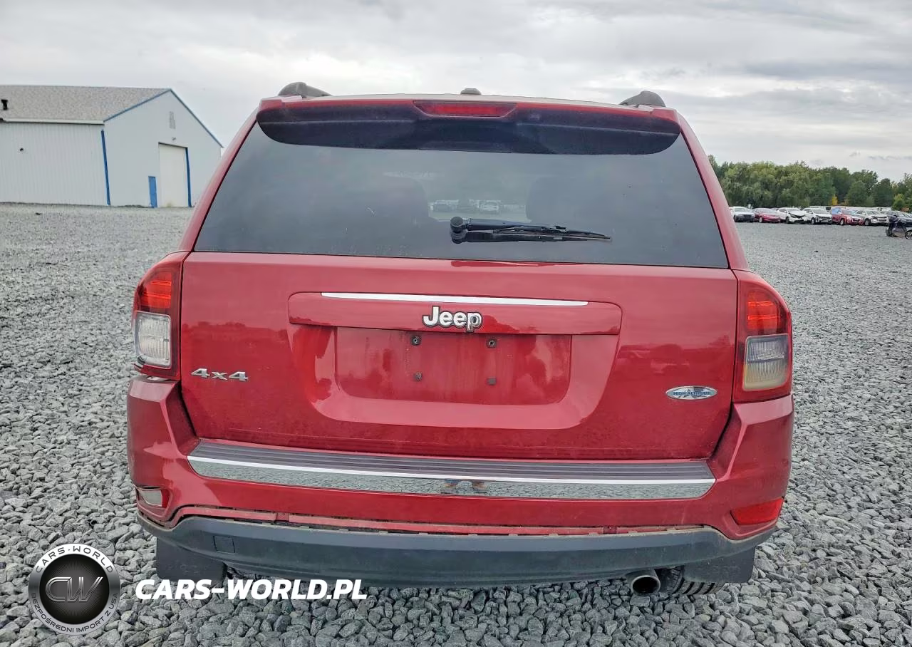 2016 Jeep Compass Latitude VIN:1C4NJDEB3GD731075 - 6
