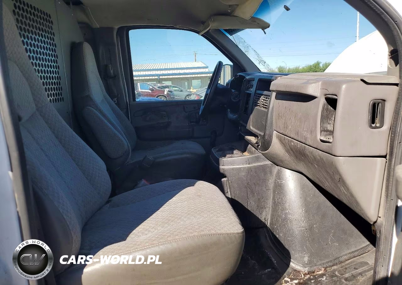 2003 Chevrolet Express 1500 Van VIN:1GCEG15X131213745 - 11