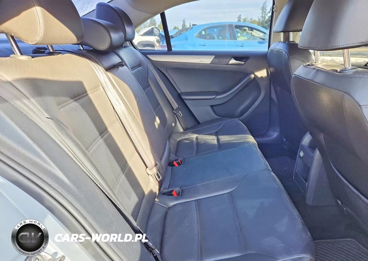 2017 Volkswagen Jetta Se VIN:3VWDB7AJ1HM355194 - 10