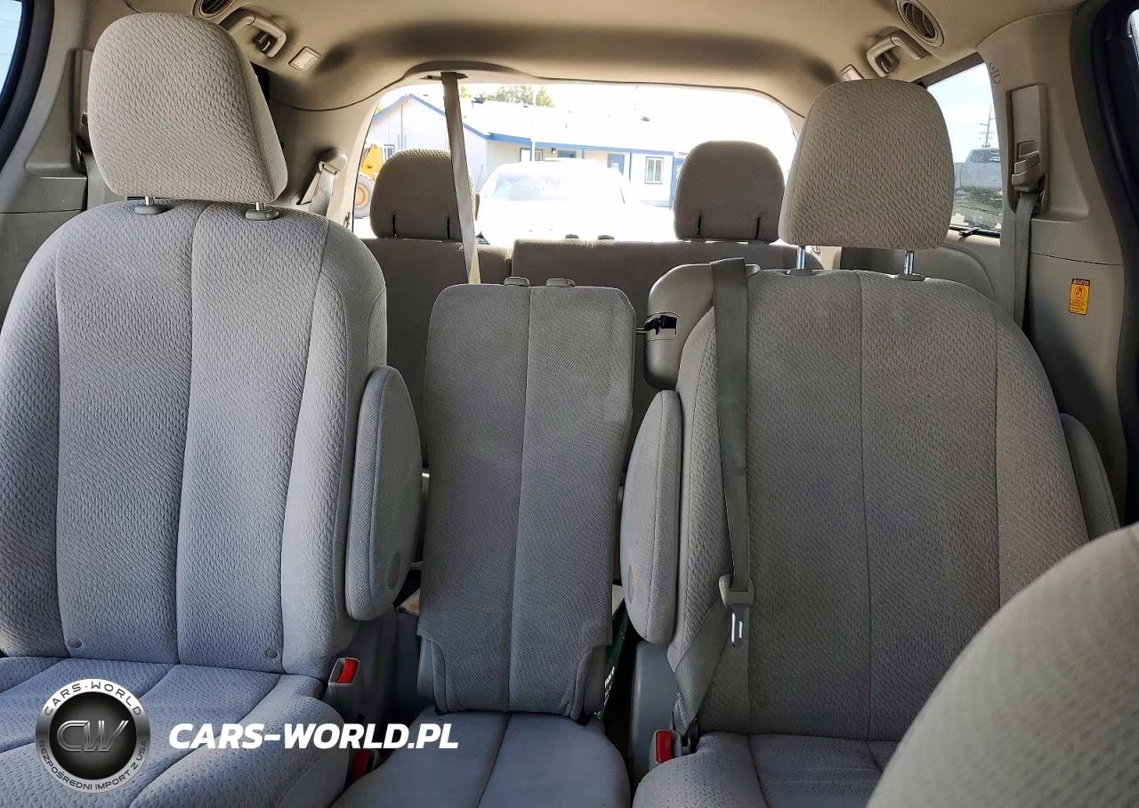 2013 Toyota Sienna Le VIN:5TDKK3DC3DS321025 - 10