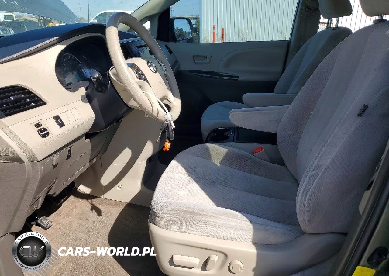2013 Toyota Sienna Le VIN:5TDKK3DC3DS321025 - 7