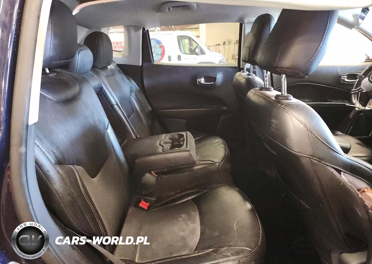 2019 Jeep Compass Latitude VIN:3C4NJDBB8KT807008 - 11