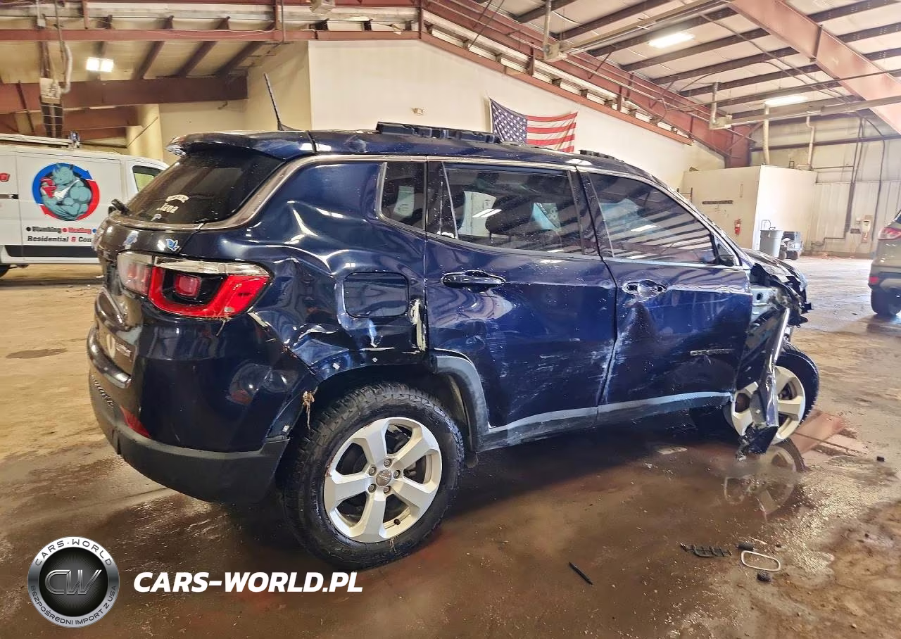 2019 Jeep Compass Latitude VIN:3C4NJDBB8KT807008 - 3
