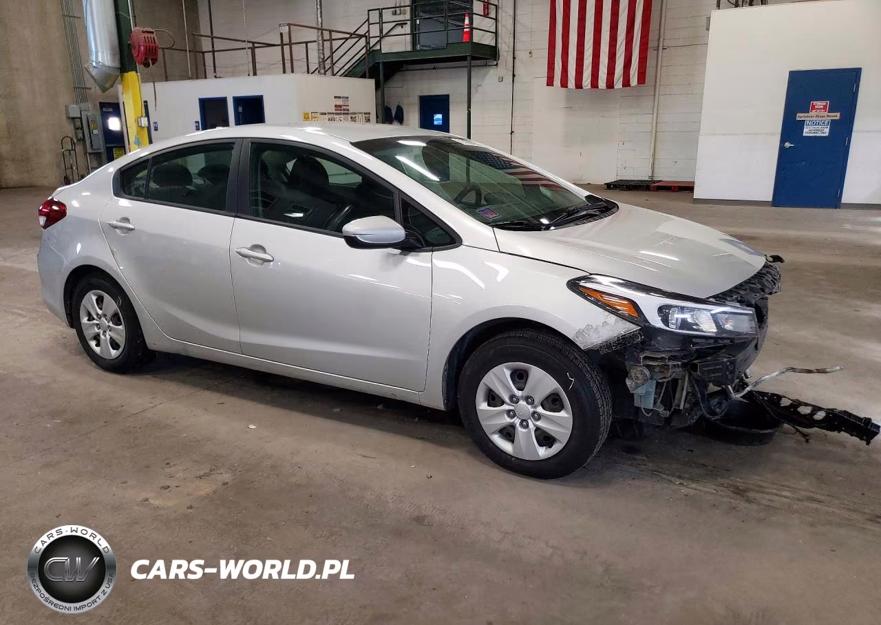 2017 Kia Forte Lx VIN:3KPFK4A78HE031278 - 4