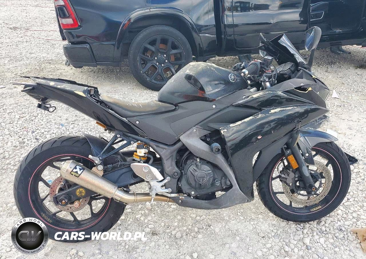 2015 Yamaha Yzfr3 VIN:MH3RH06Y1FK002089 - 1