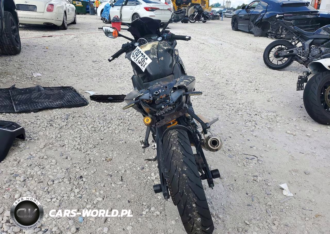 2015 Yamaha Yzfr3 VIN:MH3RH06Y1FK002089 - 4
