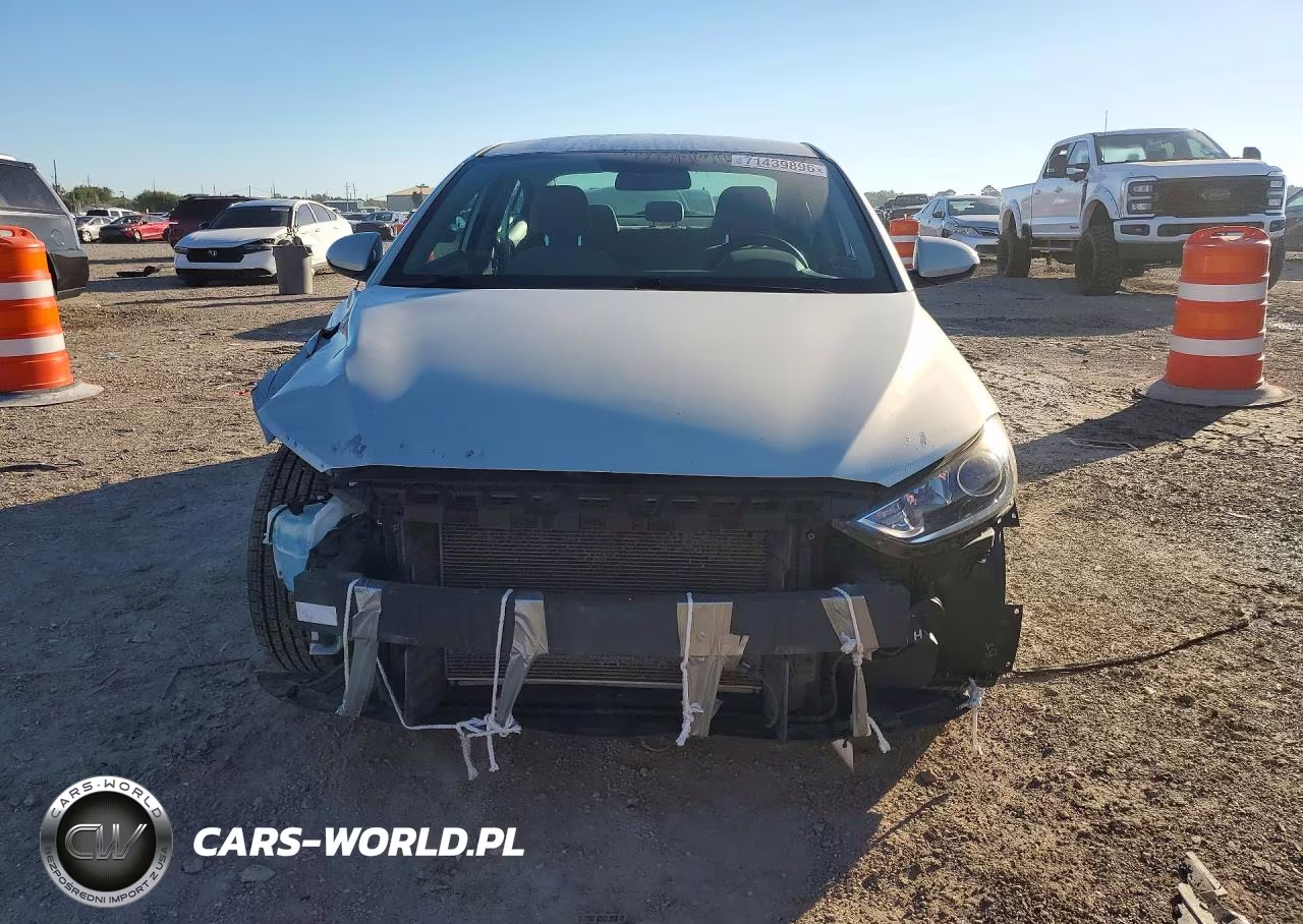 2017 Hyundai Elantra Se VIN:5NPD74LF8HH061616 - 5