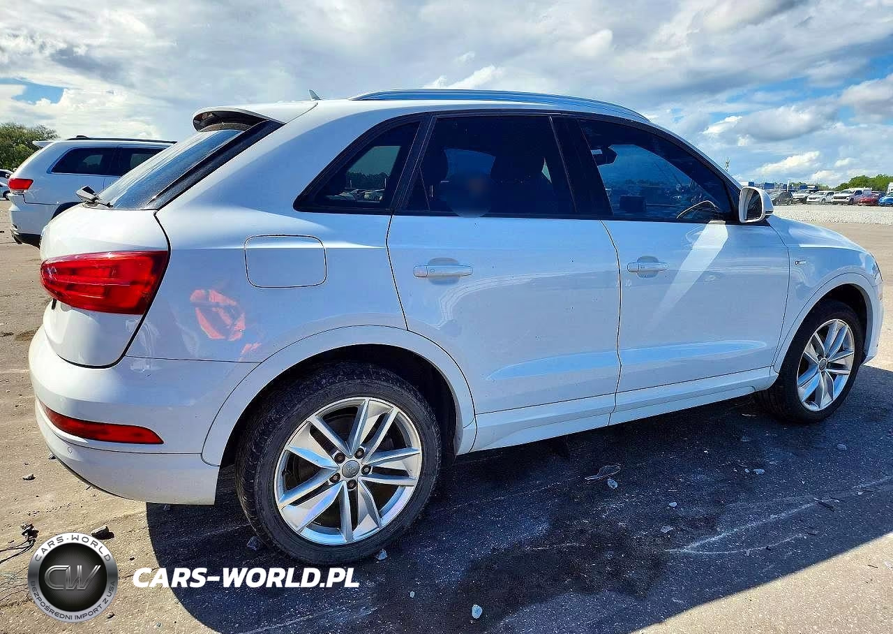 2018 Audi Q3 Premium VIN:WA1BCCFS2JR002950 - 3