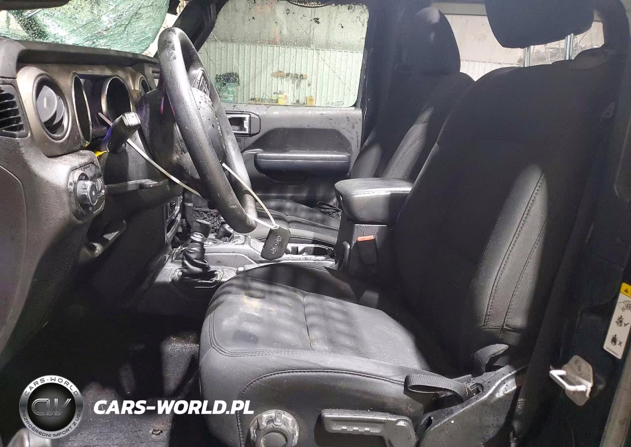 2018 Jeep Wrangler Sport VIN:1C4GJXAG2JW307281 - 7