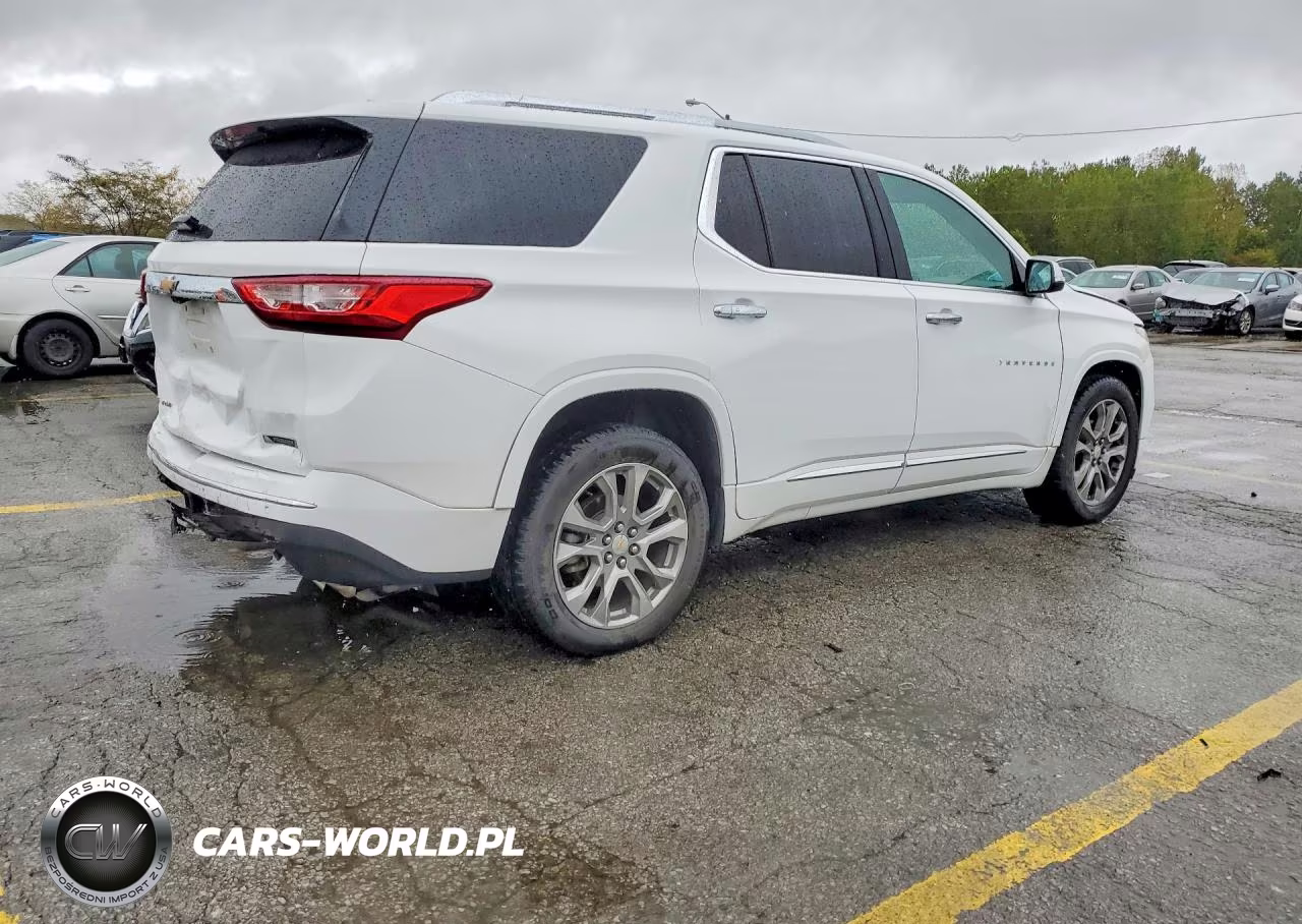2018 Chevrolet Traverse Premier VIN:1GNEVJKW5JJ161395 - 3