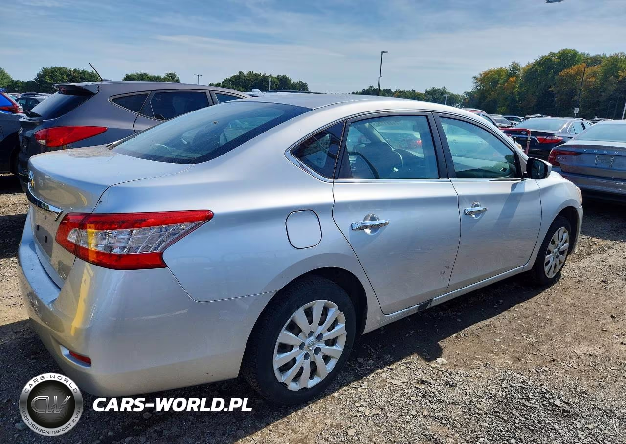 2015 Nissan Sentra S VIN:3N1AB7AP5FY276713 - 3