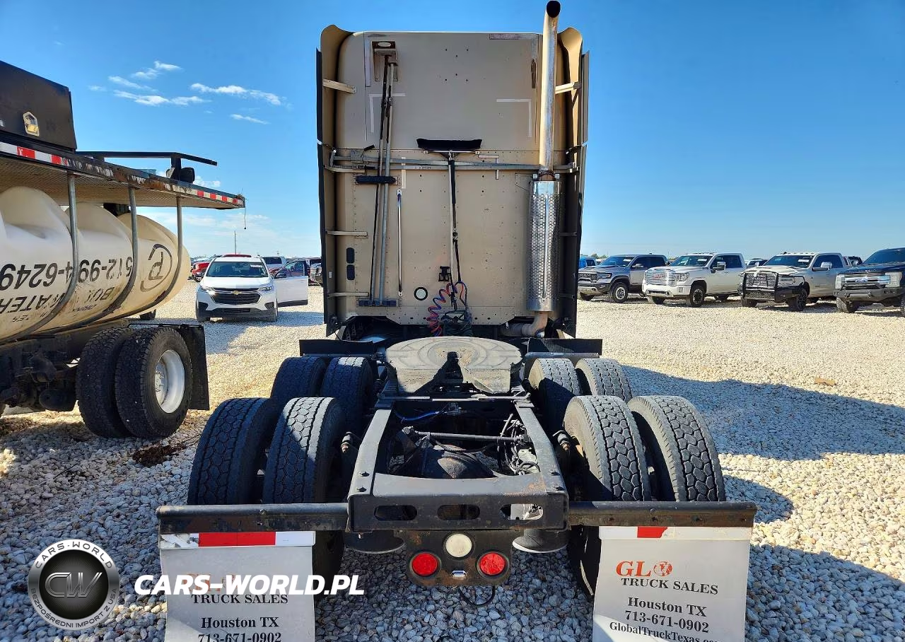 2012 Freightliner Cascadia Semi Truck VIN:1FVXA7007CDBN3452 - 6