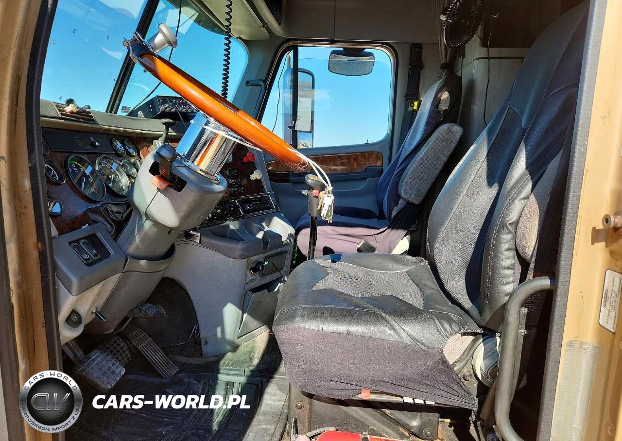 2012 Freightliner Cascadia Semi Truck VIN:1FVXA7007CDBN3452 - 7