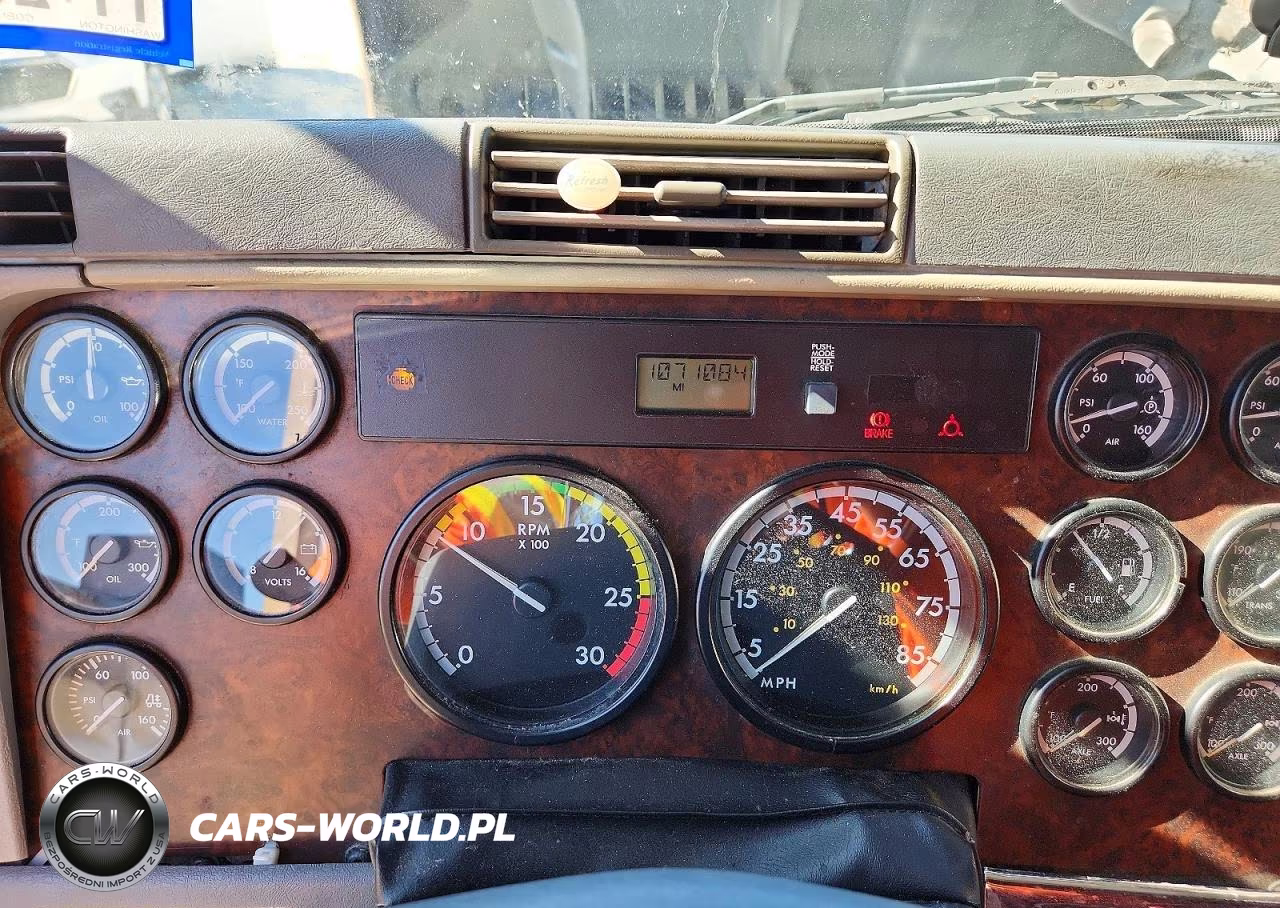 2012 Freightliner Cascadia Semi Truck VIN:1FVXA7007CDBN3452 - 9