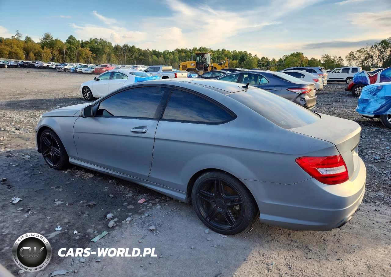 2013 Mercedes-Benz C 250 VIN:WDDGJ4HB7DF957937 - 2
