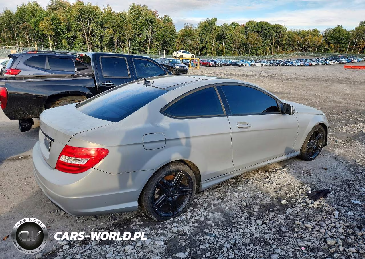 2013 Mercedes-Benz C 250 VIN:WDDGJ4HB7DF957937 - 3