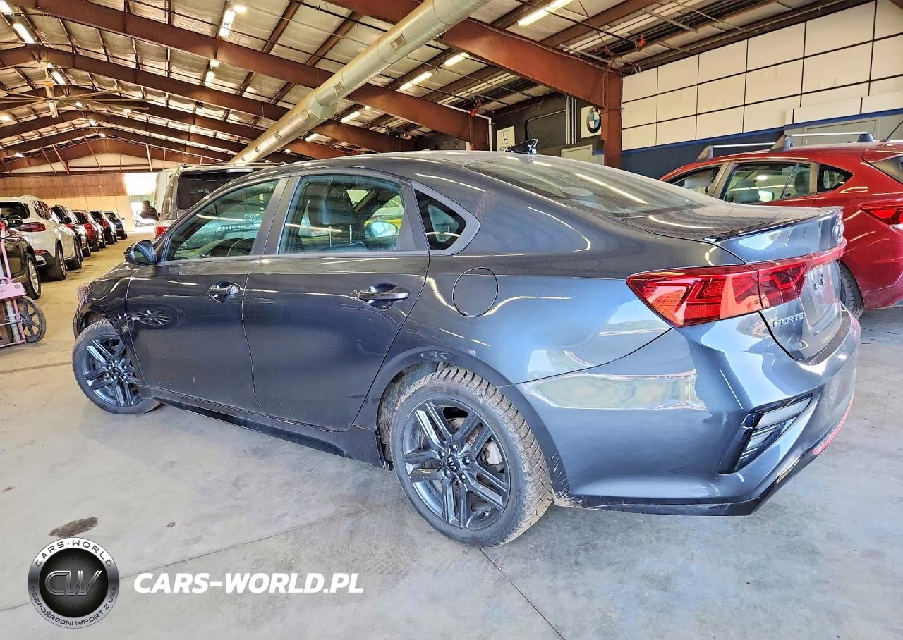 2021 Kia Forte Gt Line VIN:3KPF34AD4ME306545 - 2