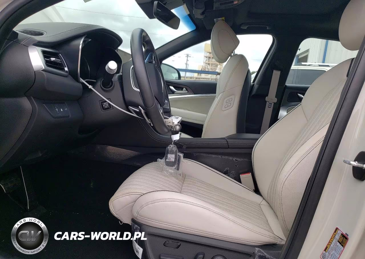 2026 Genesis G70 Sport Prestige VIN:KMTG44SEXTU159450 - 7