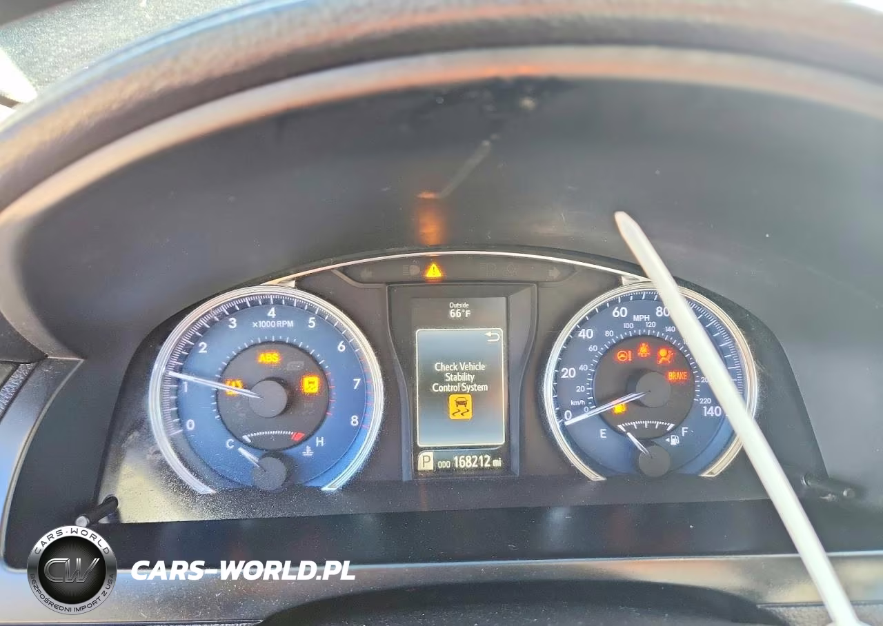 2017 Toyota Camry Xle VIN:4T1BF1FK0HU710103 - 9