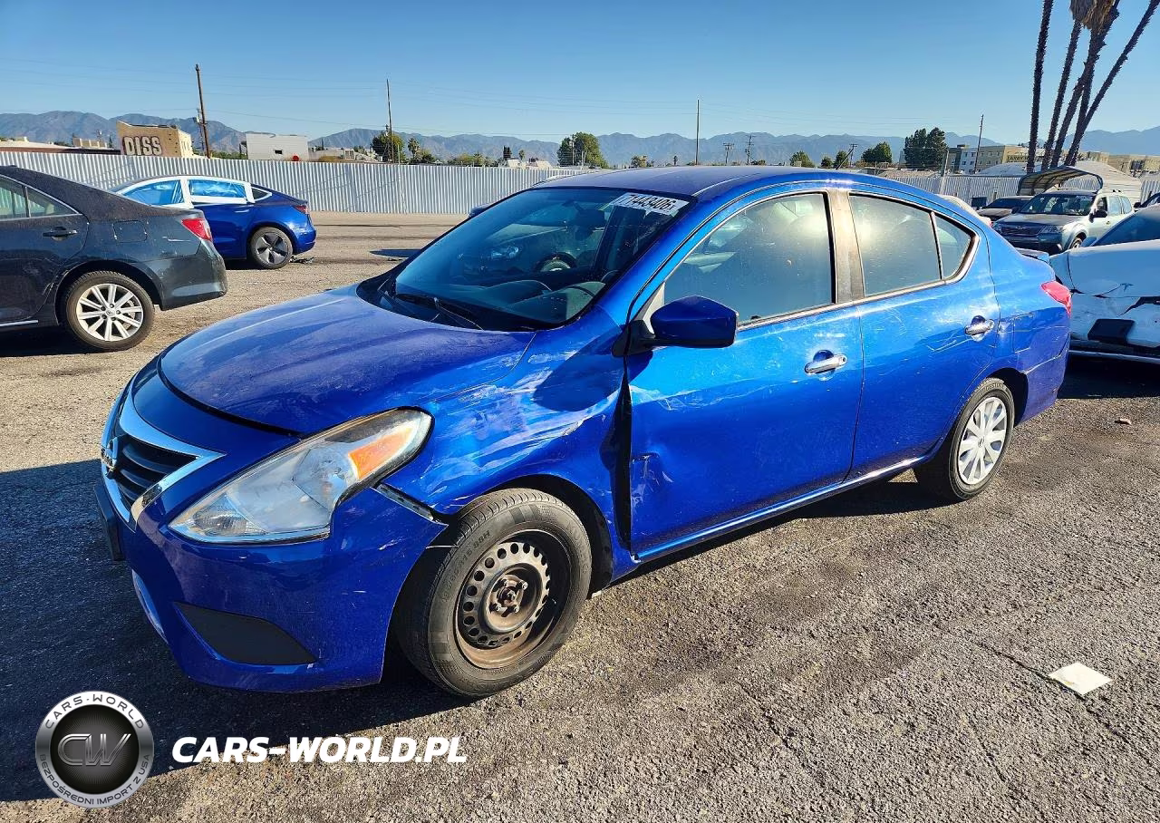 2017 Nissan Versa 1.6 Sv – zdjęcie 1 z 12