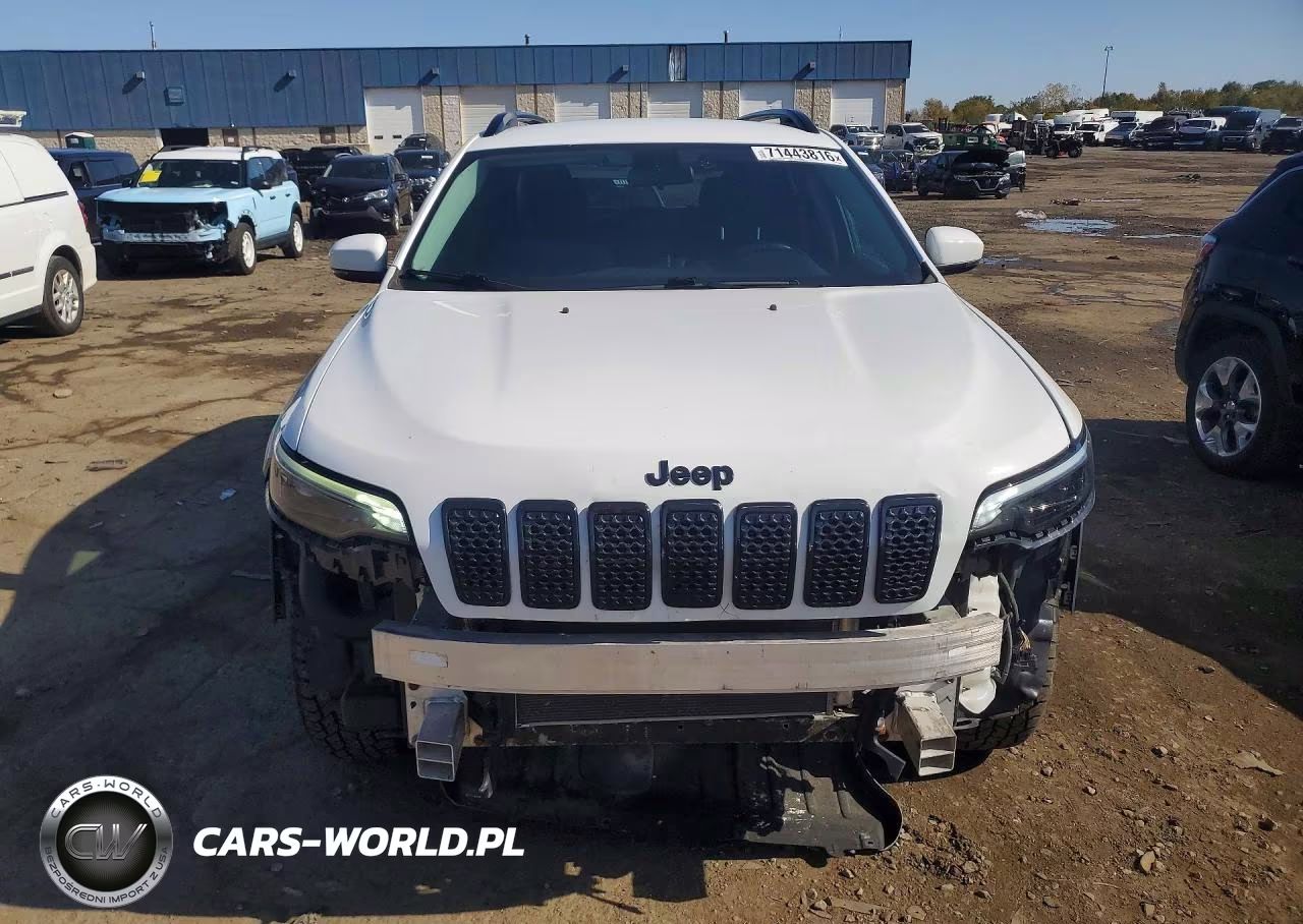 2019 Jeep Cherokee Latitude Plus VIN:1C4PJMLX0KD364636 - 5