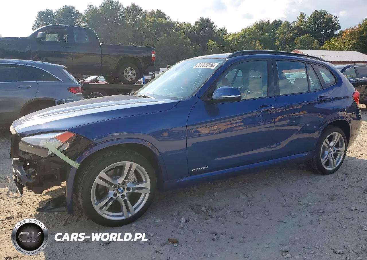 2014 BMW X1 xDrive28I VIN:WBAVL1C53EVY23538 - 1