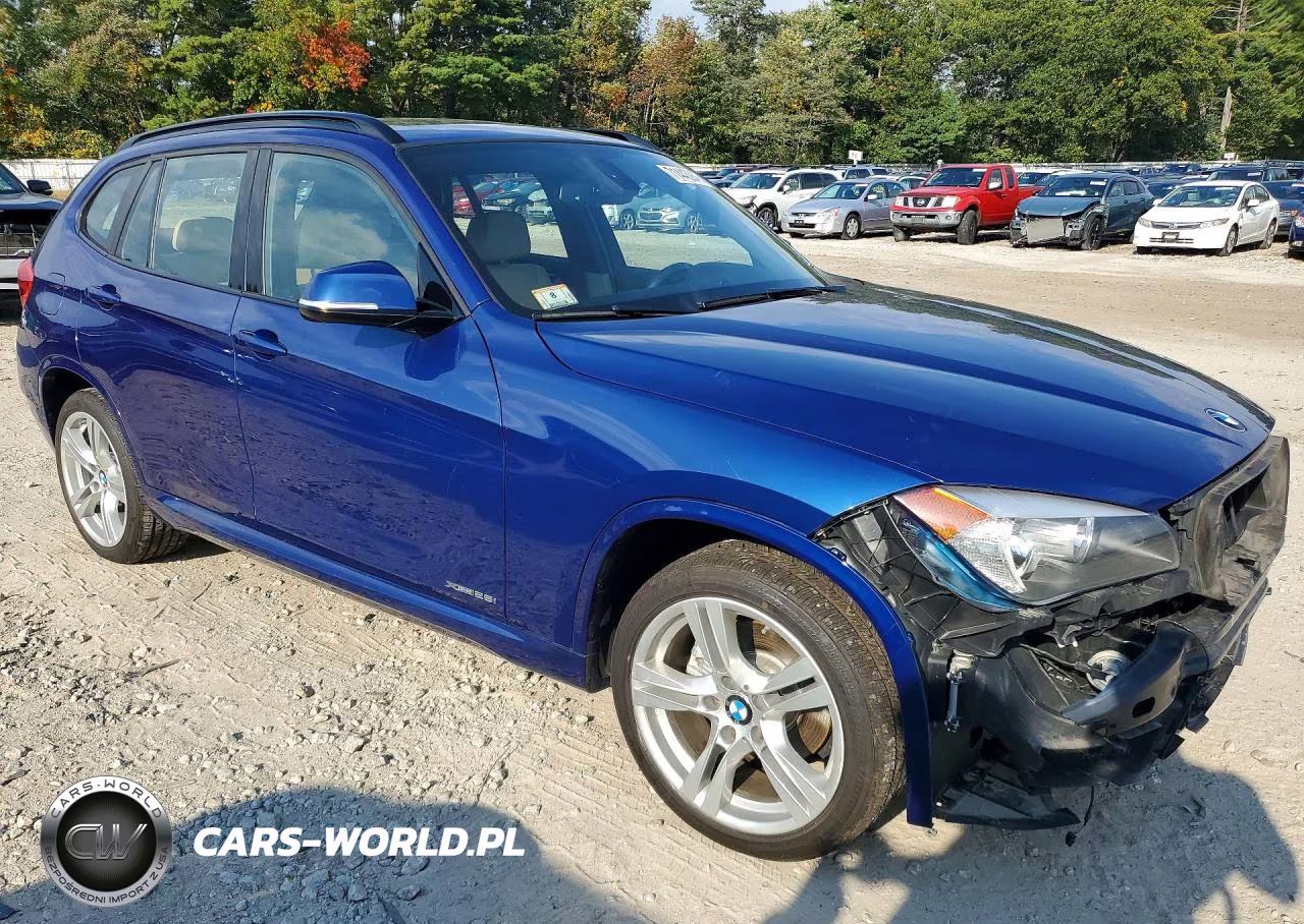 2014 BMW X1 xDrive28I VIN:WBAVL1C53EVY23538 - 4